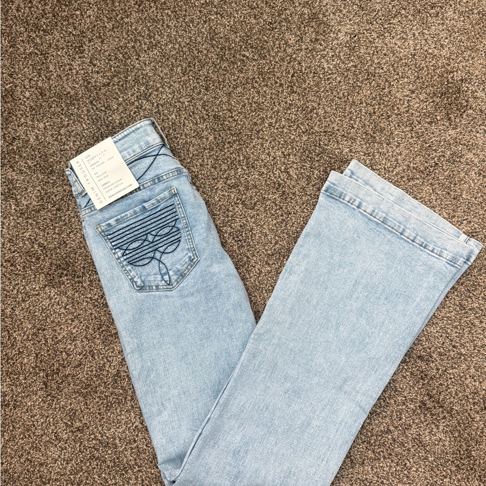 Elegant Light Blue Flare Jeans